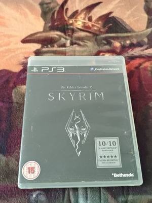 Skyrim PS3 game like new, no manual