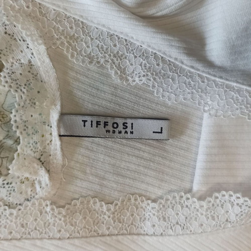 Tiffosi White Ribbed Blouse Large like new