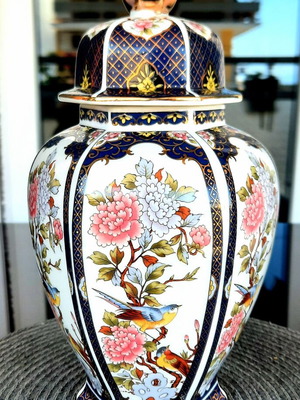 Vintage Imari Eiwa Kinsei πορσελάνινο βάζο τύπου ginger jar Ιαπωνίας σαν καινούργιο