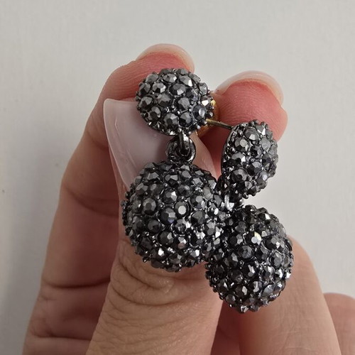 Parfois adjustable bracelet and earrings set like new, black and gold