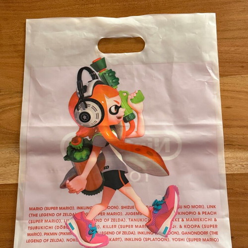 Nintendo Tokyo collectible bag like new with Splatoon design