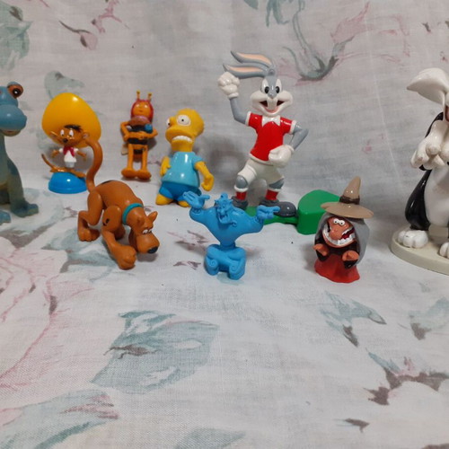Figures used from personal collection