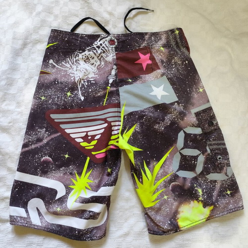 Quiksilver swim shorts used, size 30, multicolor