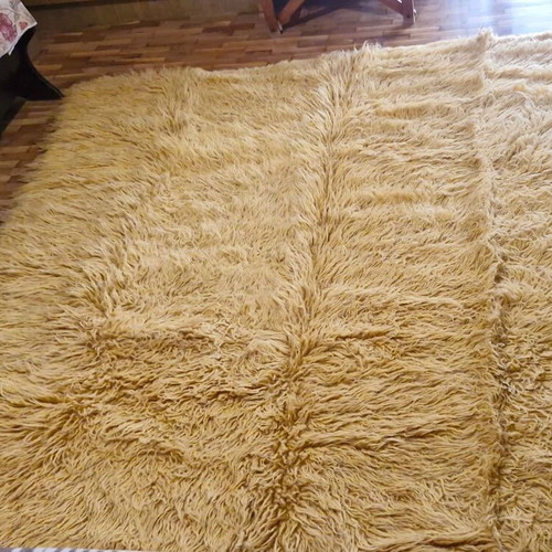Flokati rug like new, handmade, 184x206 cm, wool