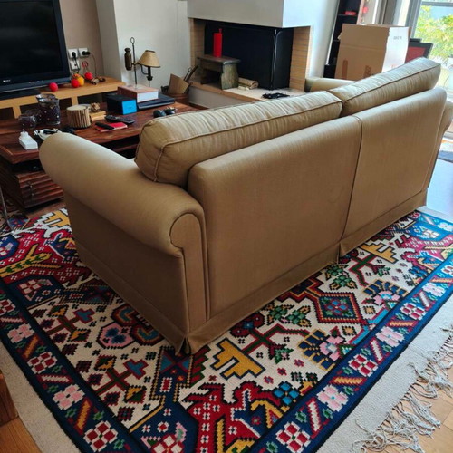 Sofa "ΤΟ ΕΠΙΠΛΟ" 2-seater classic beige used