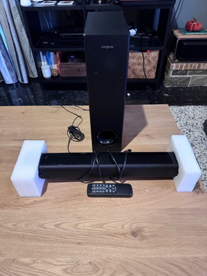 Creative Speaker Stage Soundbar 2.1 Bluetooth και HDMI 80W με τηλεχειριστήριο σαν καινούργιο, μαύρο