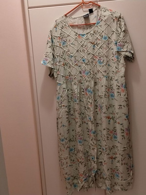 Classic summer dress like new, beige multicolor, size XL