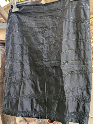 French Connection silk skirt like new, black, size 10