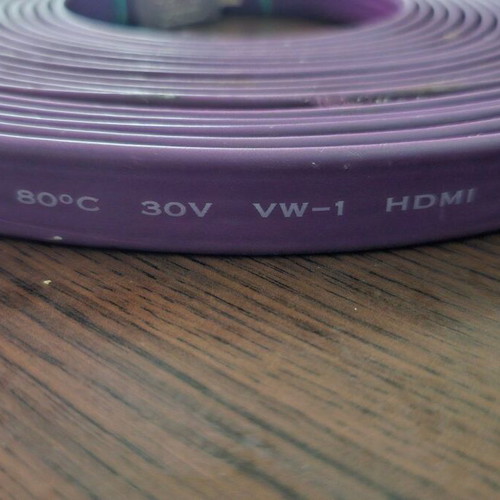 HDMI cable 10 meters like new with carrying case