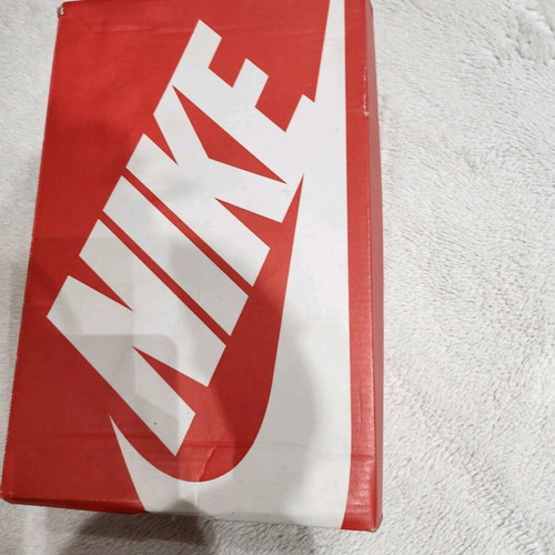 Nike women's satin sneakers like new, size 38