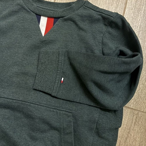 Tommy Hilfiger children's sweatshirt size 116, green
