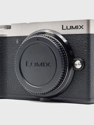 Ψηφιακή mirrorless φωτογραφική μηχανή Panasonic Lumix DC-GX9 σώμα