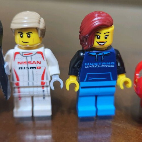 Lego Speed 4 drivers used with missing parts