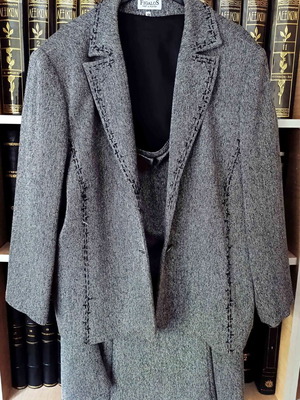 Figalos pret a porter gray melange suit used