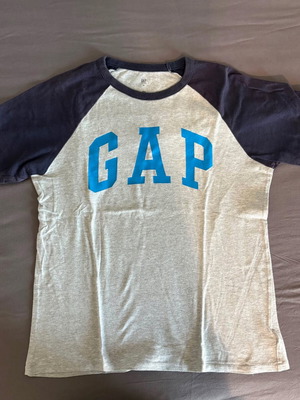 Gap kids' t-shirt used, gray and blue, age 14