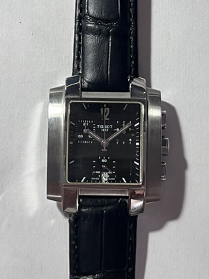 Tissot TXL Chrono wristwatch like new, 33mm, sapphire crystal, leather strap