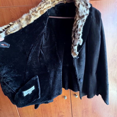 Shearling Original Sheepskin Women's Leather Coat Like New, Black and Grey