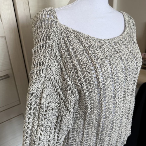 Knit Sweater from Cyprus like new, off shoulder, gray