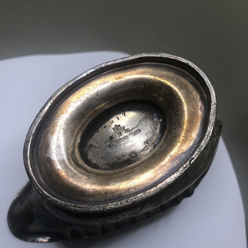Elkinginton silver plated English gravy boat used