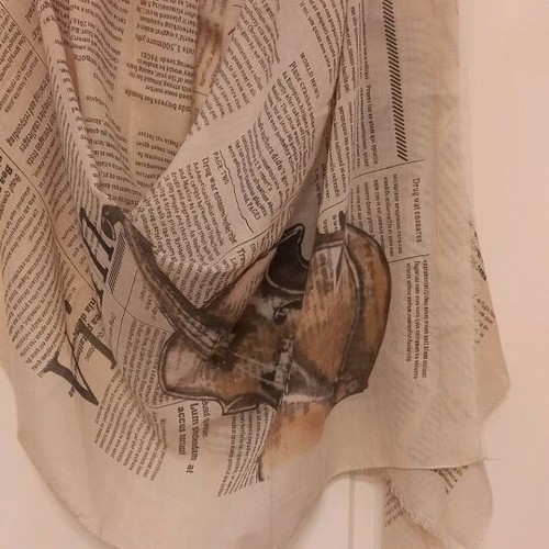 Scarf pareo like new, black and beige, 70×180