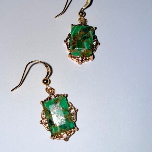 Vintage Slevori 925 gold-plated earrings with green stones like new