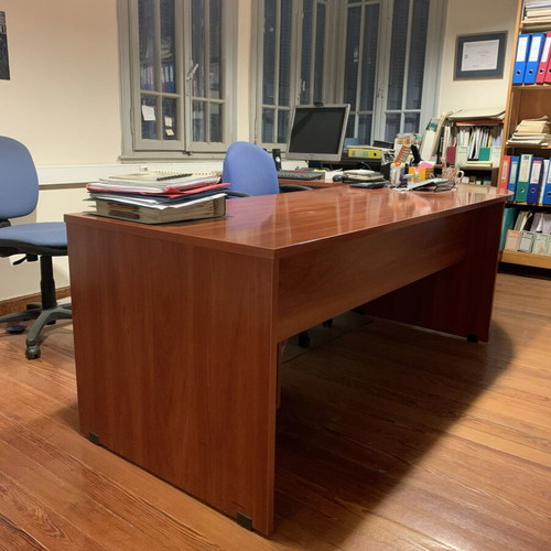 Neoset Executive Desk corner with drawer unit, like new, 2.60x2.00 m