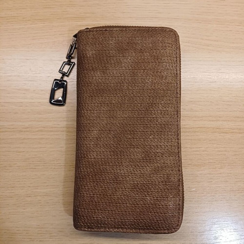 Wallet brown new with chain and multiple compartments