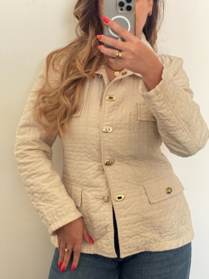 Light jacket quilted Voltaire like new, cream, size M