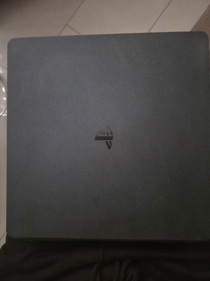 Κονσόλα PlayStation 4 (PS4) μεταχειρισμένη με CD