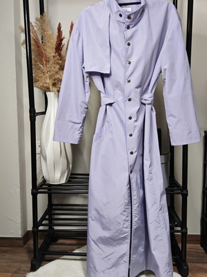 Arpyes lilac long trench coat, minimal design