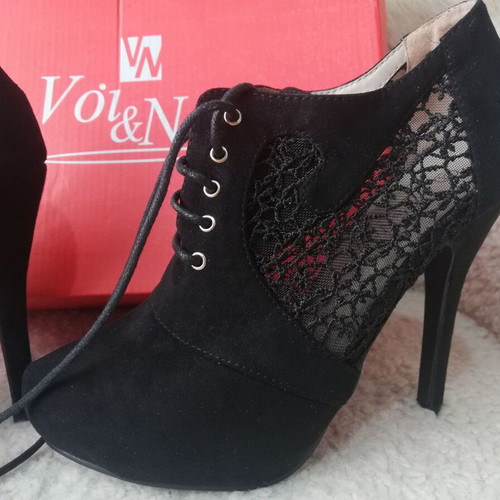 Voi & Noi women's high-heeled ankle boots used, size 39, black
