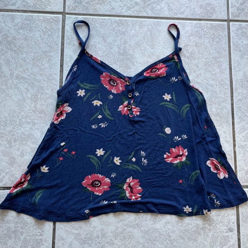 Women's blouse excellent condition, size small to medium