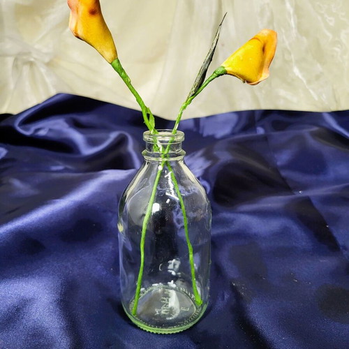 Set of 8 Transparent Glass Bottles Like New, 14cm, 250ml