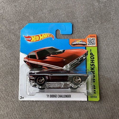 Hot Wheels '71 Dodge Challenger 2015 model new, burgundy