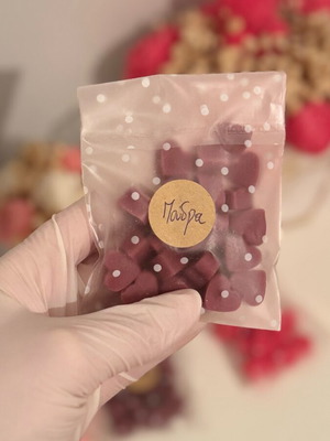 Wax melts powder new, plant-based wax, pack of 10 hearts