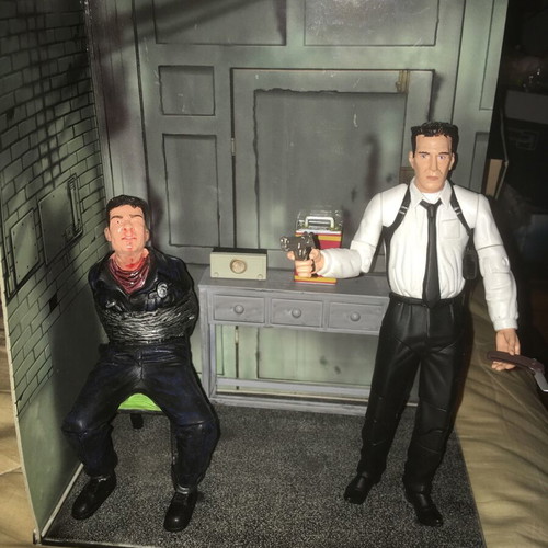 Reservoir Dogs Tarantino Mezco diorama figures used