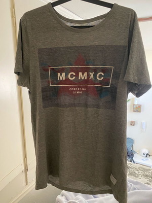 Jack & Jones short sleeve t-shirt used, gray, size L