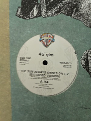 A-ha The Sun Always Shines On T.V. 12" vinyl single used, pop