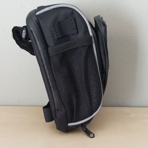 B-Soul small handlebar bag used, multi-compartment bicycle accessory