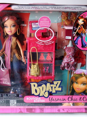 Bratz Boutique Yasmin Chic & Co Doll with Playset new