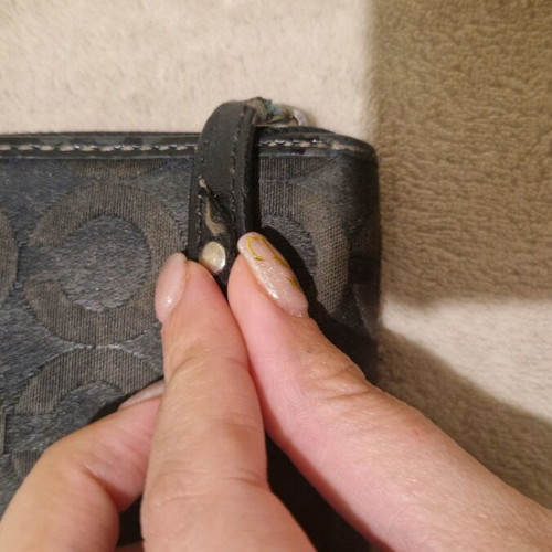 Coach wallet used, black