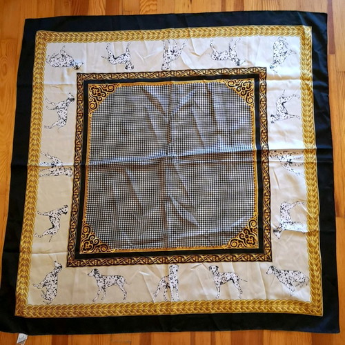 Scarf new with unique design in black and white