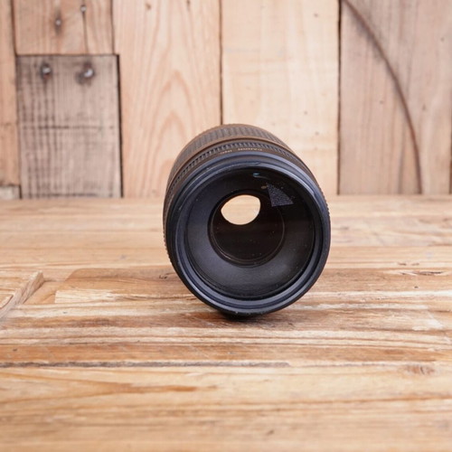 Canon EF 75-300mm II USM Zoom Lens like new