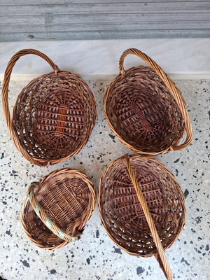 Wicker baskets, set of 4