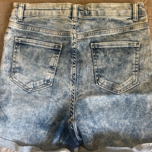 Denim shorts size L, like new, blue