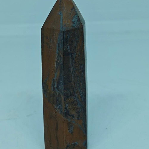 Tiger Iron crystal tower shaped like new 8 cm