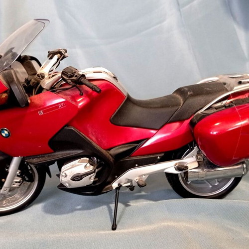 AUTOart BMW R 1200 RT 1:10 Diecast Collectible Motorcycle Like New
