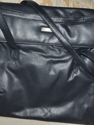 Shoulder bag large size blue like new