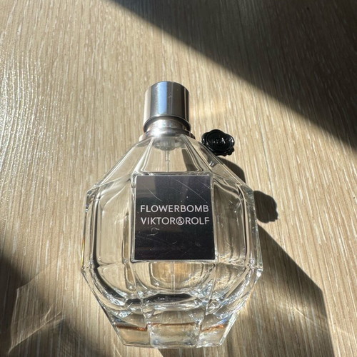 Victor & Rolf Flowerbomb Eau de Parfum used, empty bottle 100ml