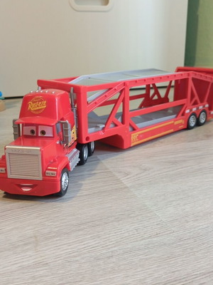 Cars Mack Truck toy like new